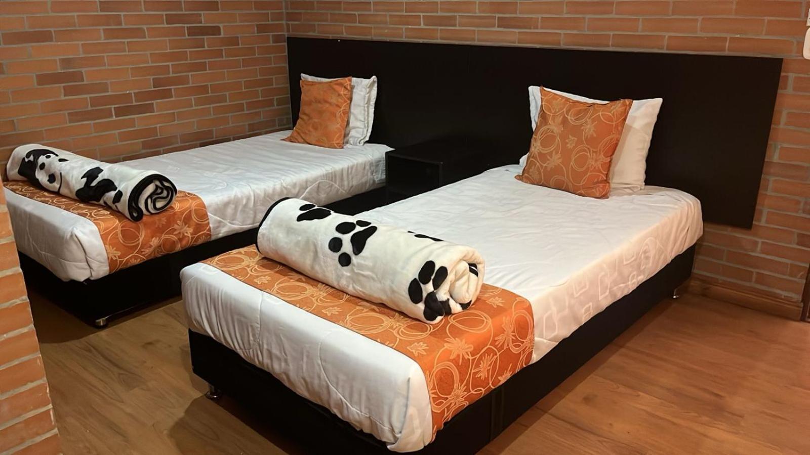 Hotel Bogota Astral ภายนอก รูปภาพ