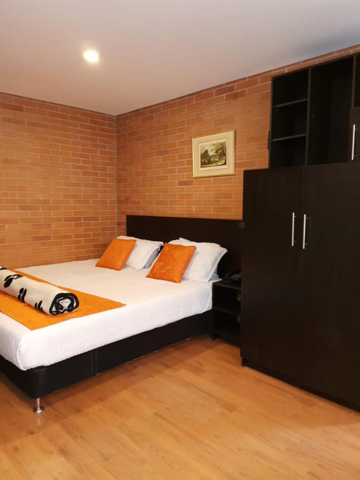 Hotel Bogota Astral ภายนอก รูปภาพ