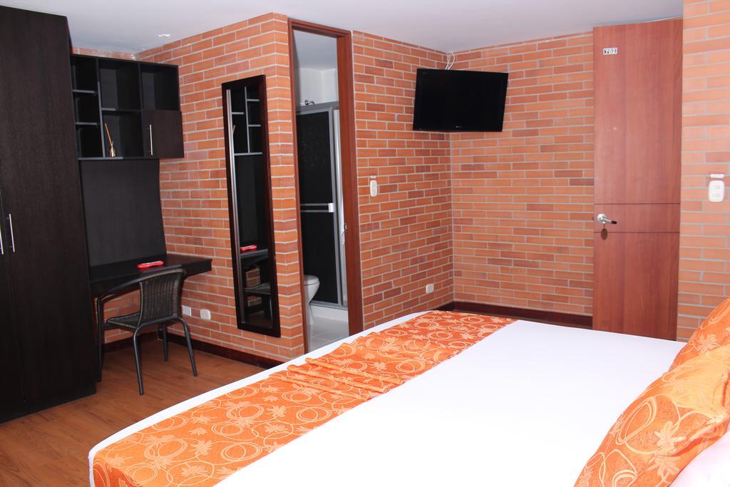Hotel Bogota Astral ภายนอก รูปภาพ