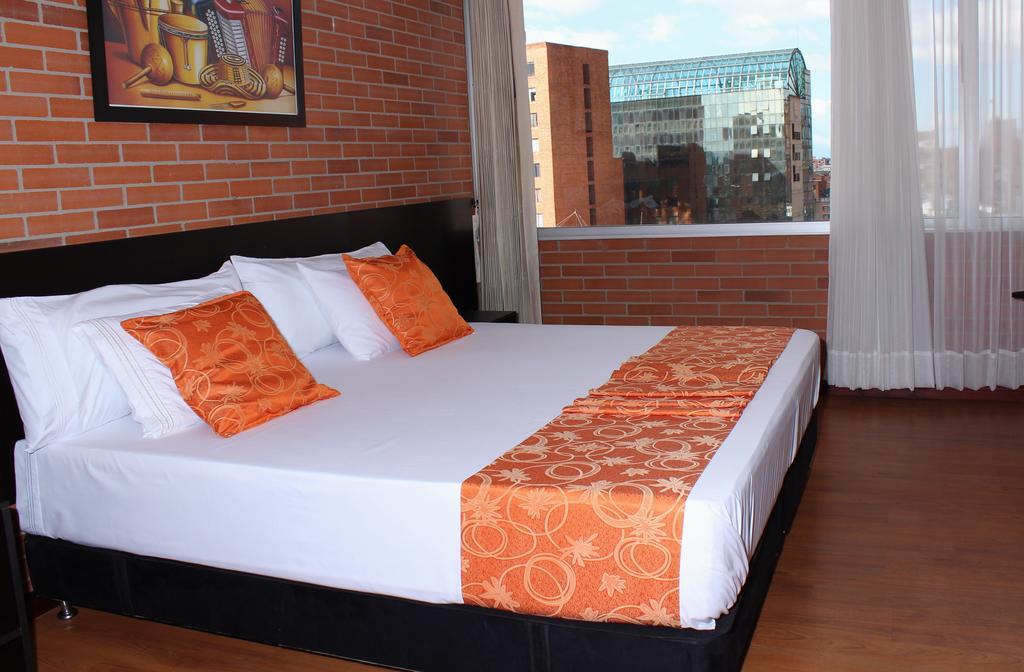 Hotel Bogota Astral ภายนอก รูปภาพ