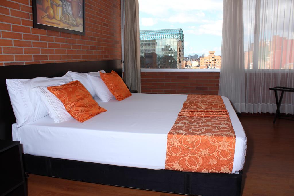 Hotel Bogota Astral ภายนอก รูปภาพ