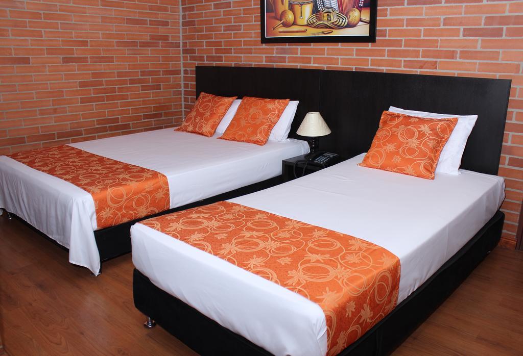 Hotel Bogota Astral ภายนอก รูปภาพ